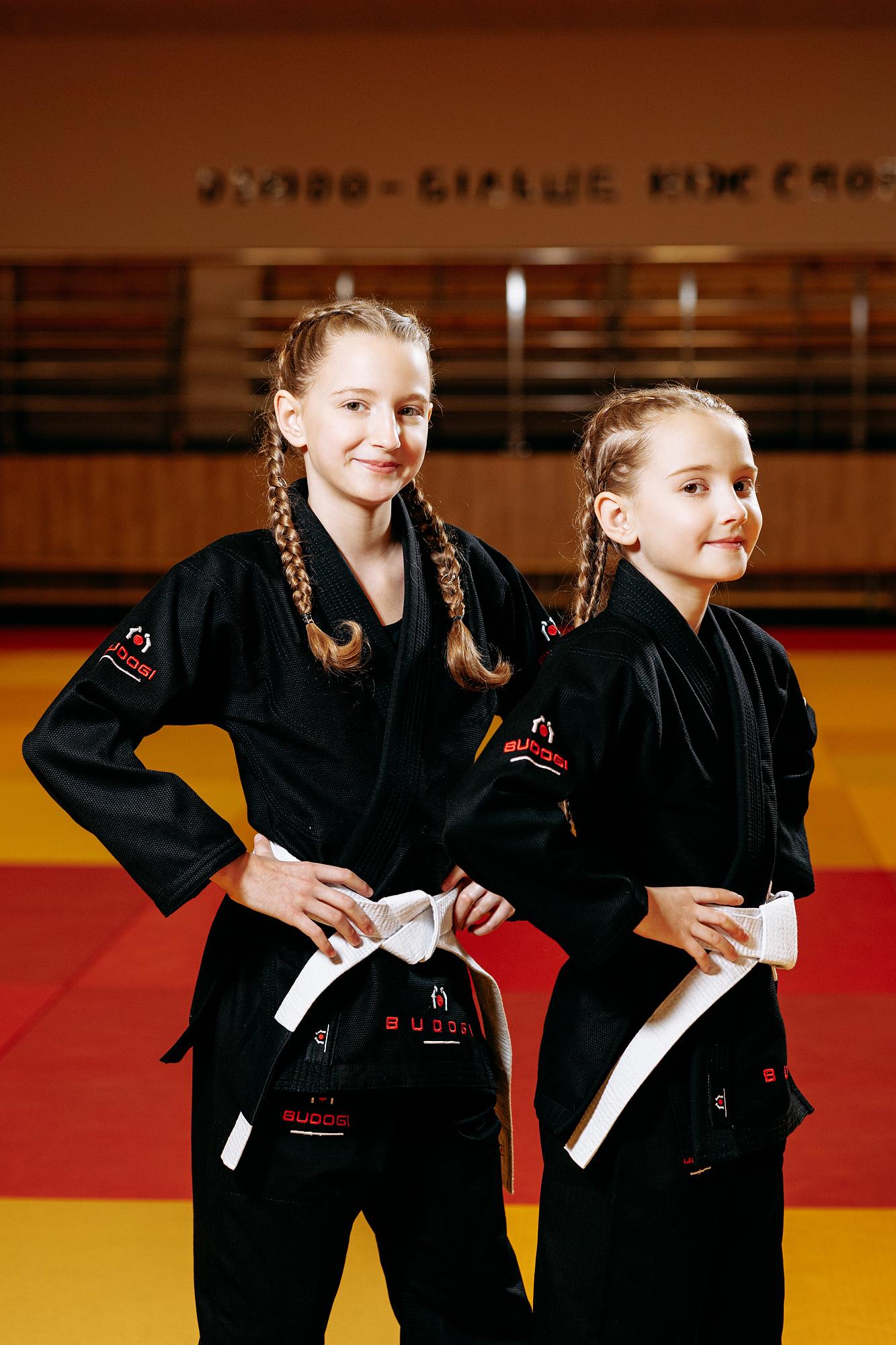 Чорне дитяче кімоно для дівчаток, джиу-джитсу, TM BUDOGI, зріст 150 см, щільність 350 гр/м.кв. 7