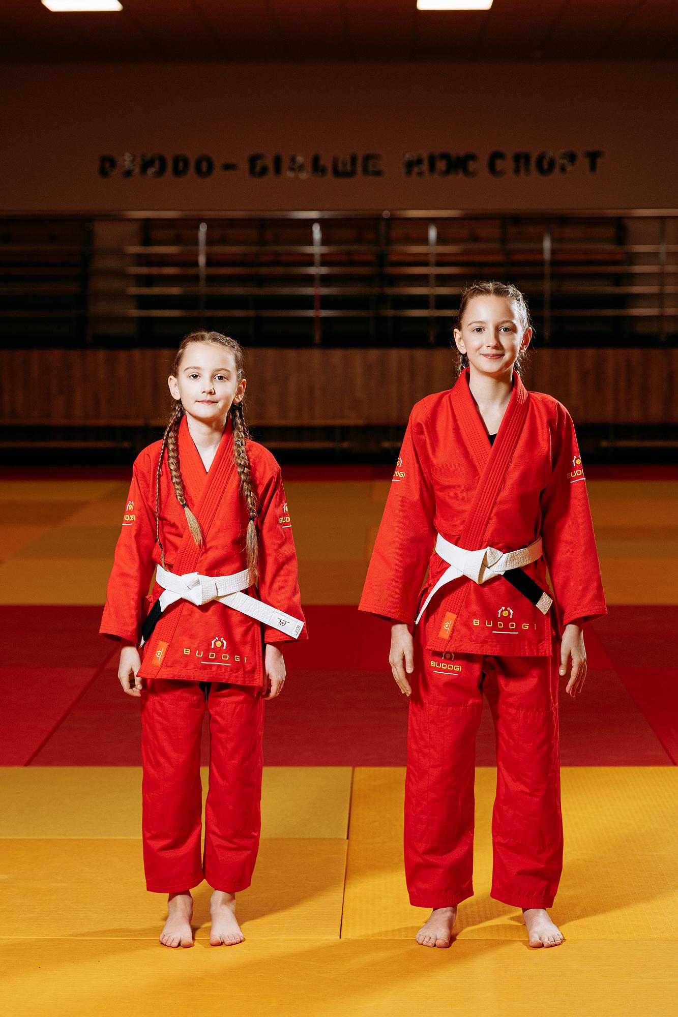Червоне дитяче кімоно для дівчаток, джиу-джитсу, TM BUDOGI, зріст 150 см, щільність 350 гр/м.кв. 1