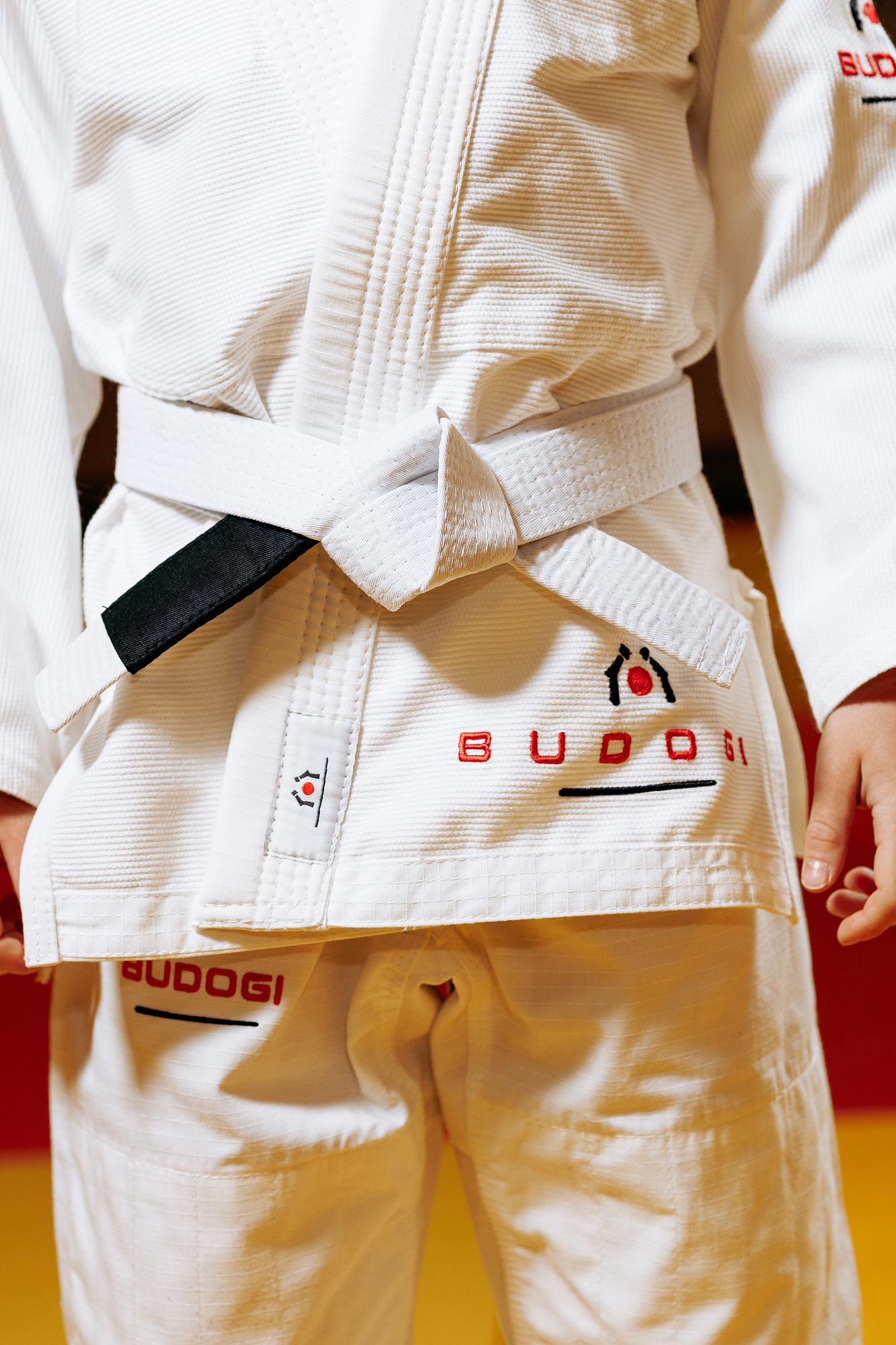 Біле дитяче кімоно для хлопчиків, джиу-джитсу, TM BUDOGI, зріст 120 см, щільність 350 гр/м.кв. 3