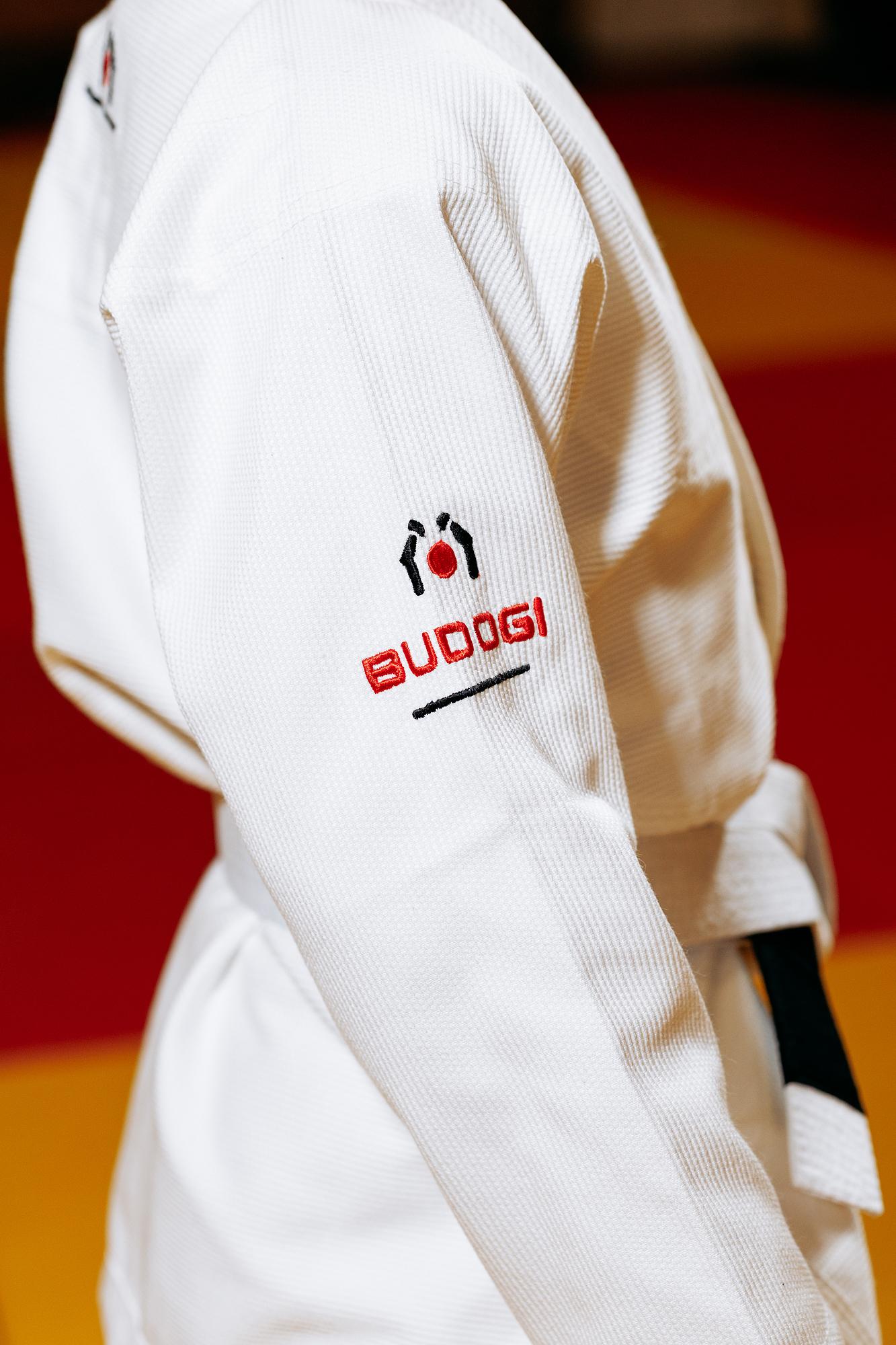 Біле дитяче кімоно для хлопчиків, джиу-джитсу, TM BUDOGI, зріст 120 см, щільність 350 гр/м.кв. 4