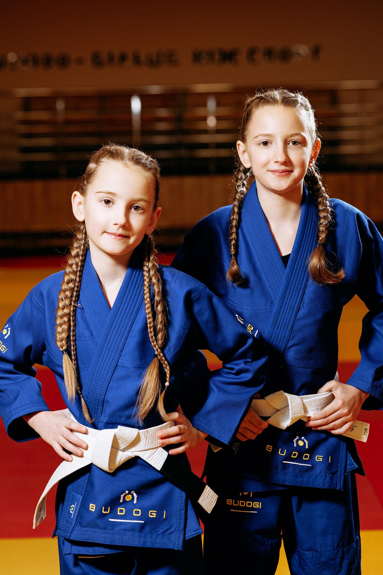 Синє дитяче кімоно для дівчаток, грепплінг, TM BUDOGI, зріст 120 см, щільність 350 гр/м.кв. 2