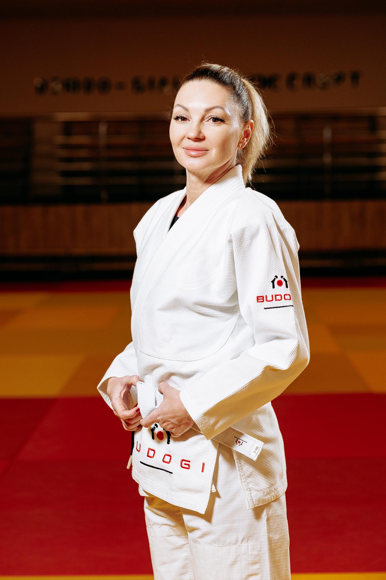 Біле кімоно для дівчат/жінок, джиу-джитсу, TM BUDOGI, зріст 160 см, щільність 450 гр/м.кв. 2