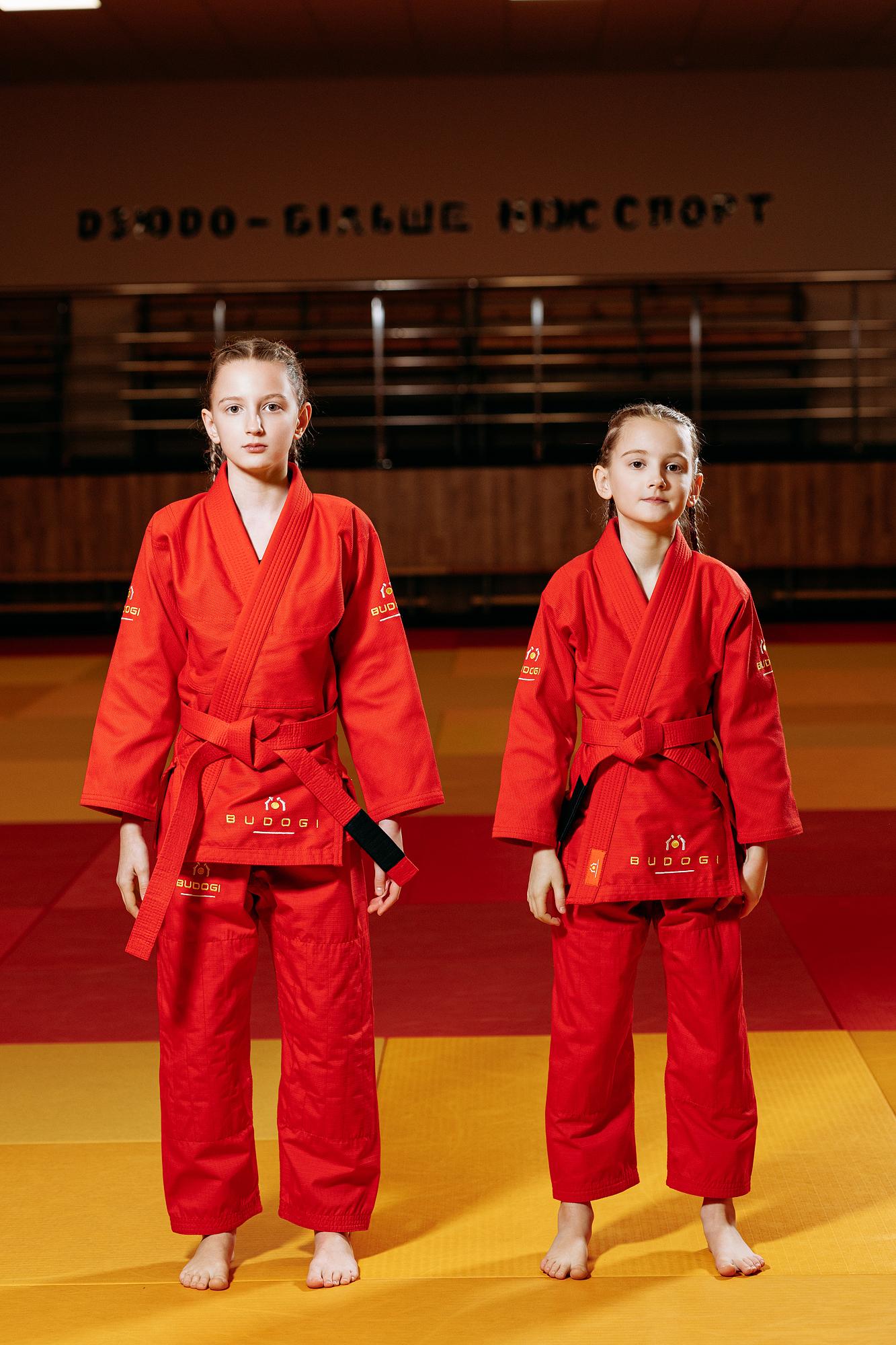 Червоне дитяче кімоно для дівчаток, грепплінг, TM BUDOGI, зріст 150 см, щільність 350 гр/м.кв. 1