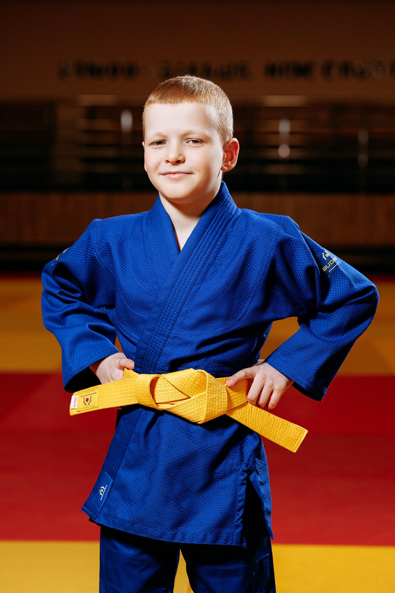 Синє дитяче кімоно для хлопчиків, дзюдо, TM BUDOGI серія BEGINNER, зріст 150 см, щільність 350 гр/м.кв. 3