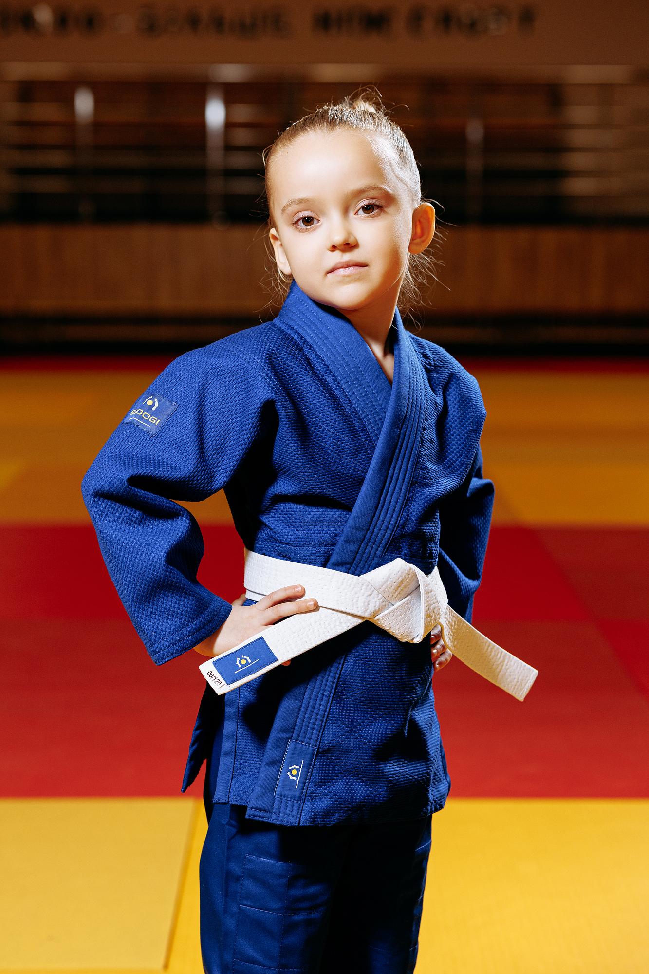 Синє дитяче кімоно для дівчаток, дзюдо, TM BUDOGI серія BEGINNER, зріст 150 см, щільність 350 гр/м.кв. 2