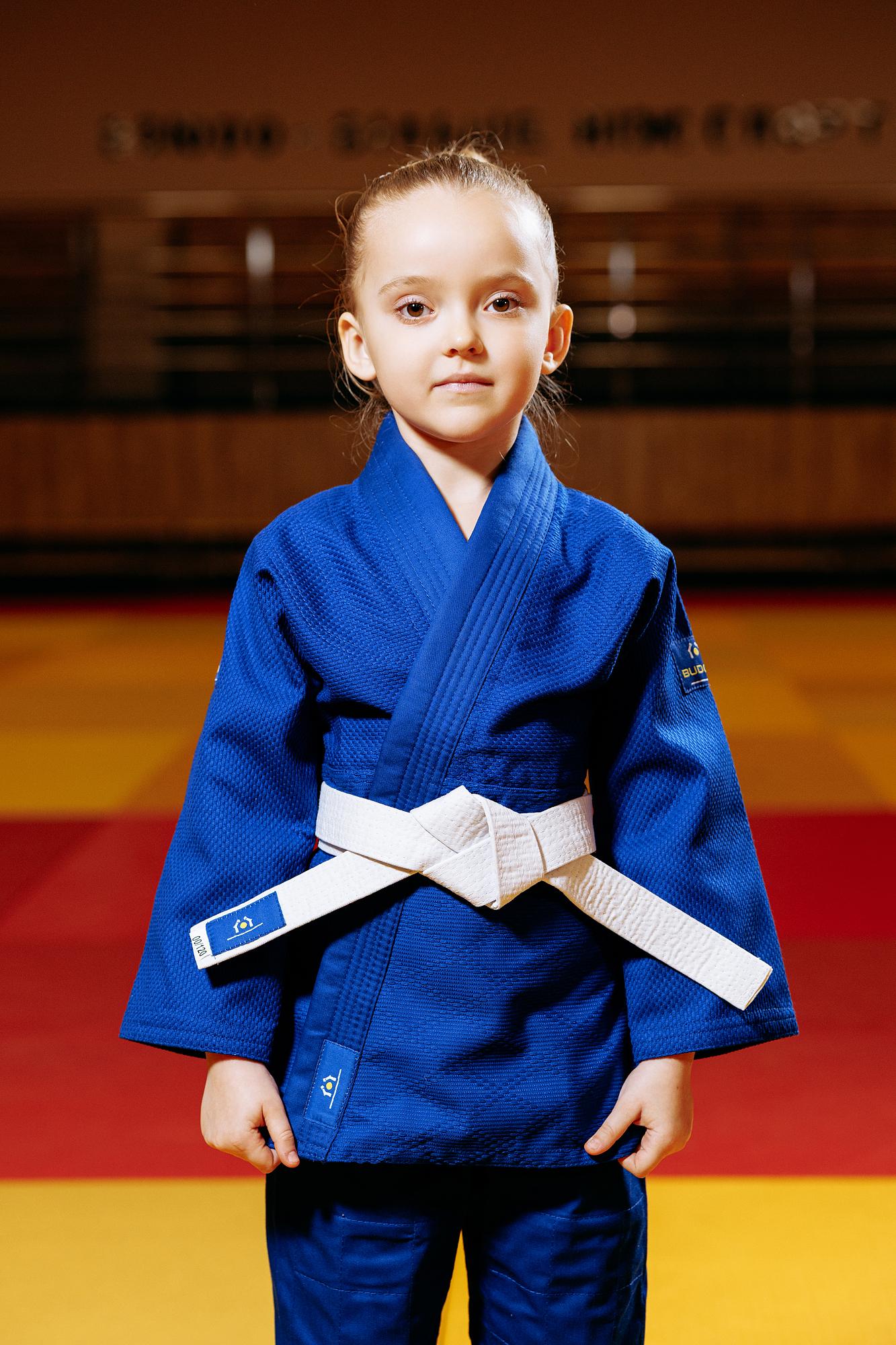 Синє дитяче кімоно для дівчаток, дзюдо, TM BUDOGI серія BEGINNER, зріст 150 см, щільність 350 гр/м.кв. 4