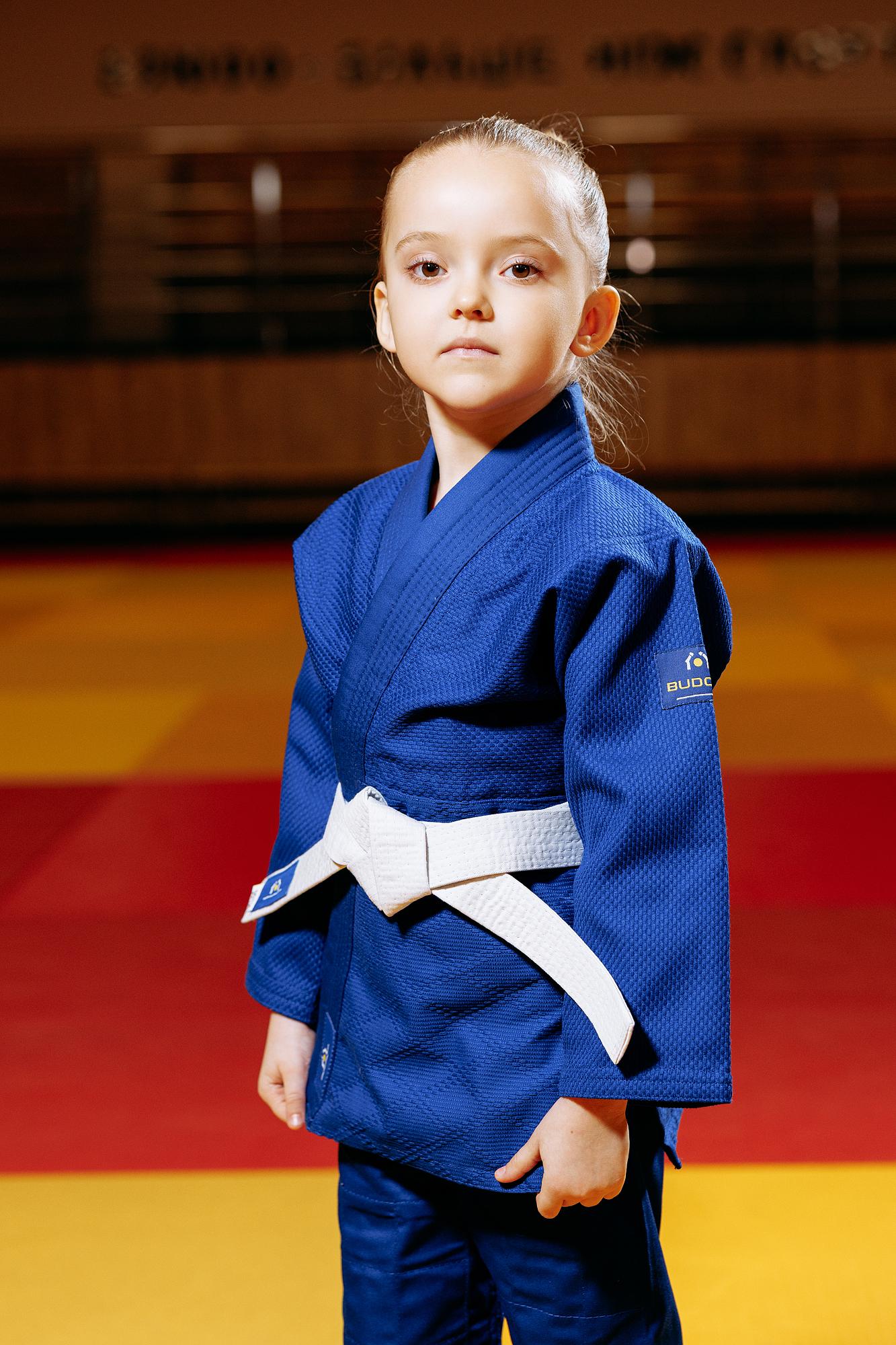 Синє дитяче кімоно для дівчаток, дзюдо, TM BUDOGI серія BEGINNER, зріст 150 см, щільність 350 гр/м.кв. 5