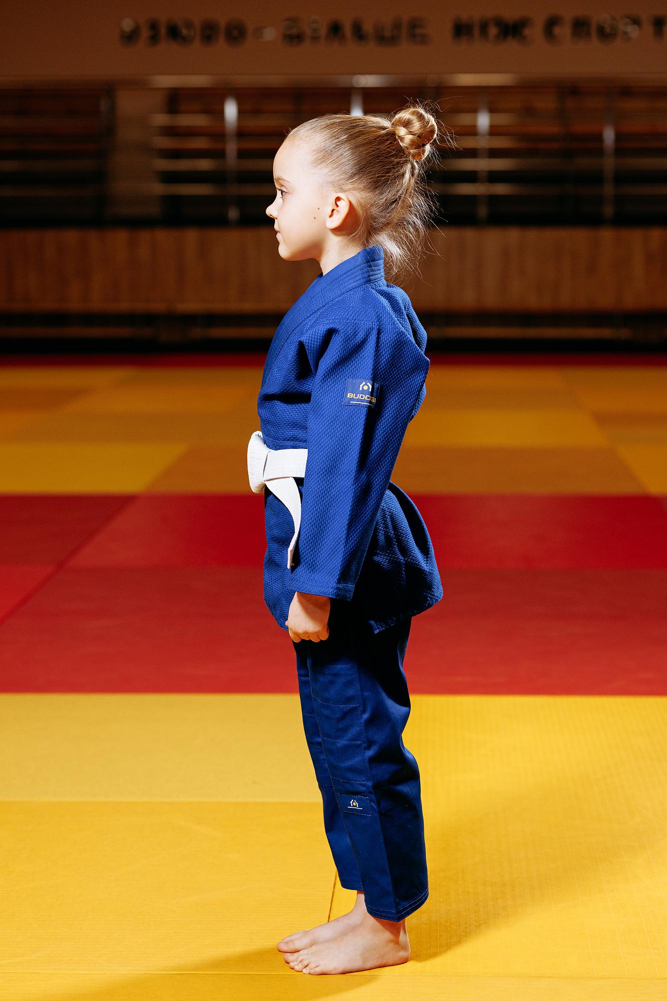 Синє дитяче кімоно для дівчаток, дзюдо, TM BUDOGI серія BEGINNER, зріст 150 см, щільність 350 гр/м.кв. 6