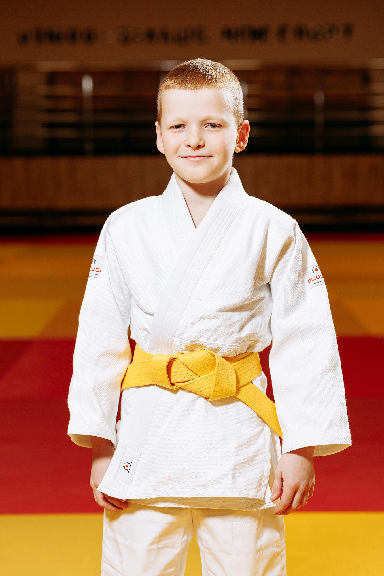 Біле дитяче кімоно для хлопчиків, дзюдо, TM BUDOGI серія BEGINNER, зріст 110 см, щільність 350 гр/м.кв. 2