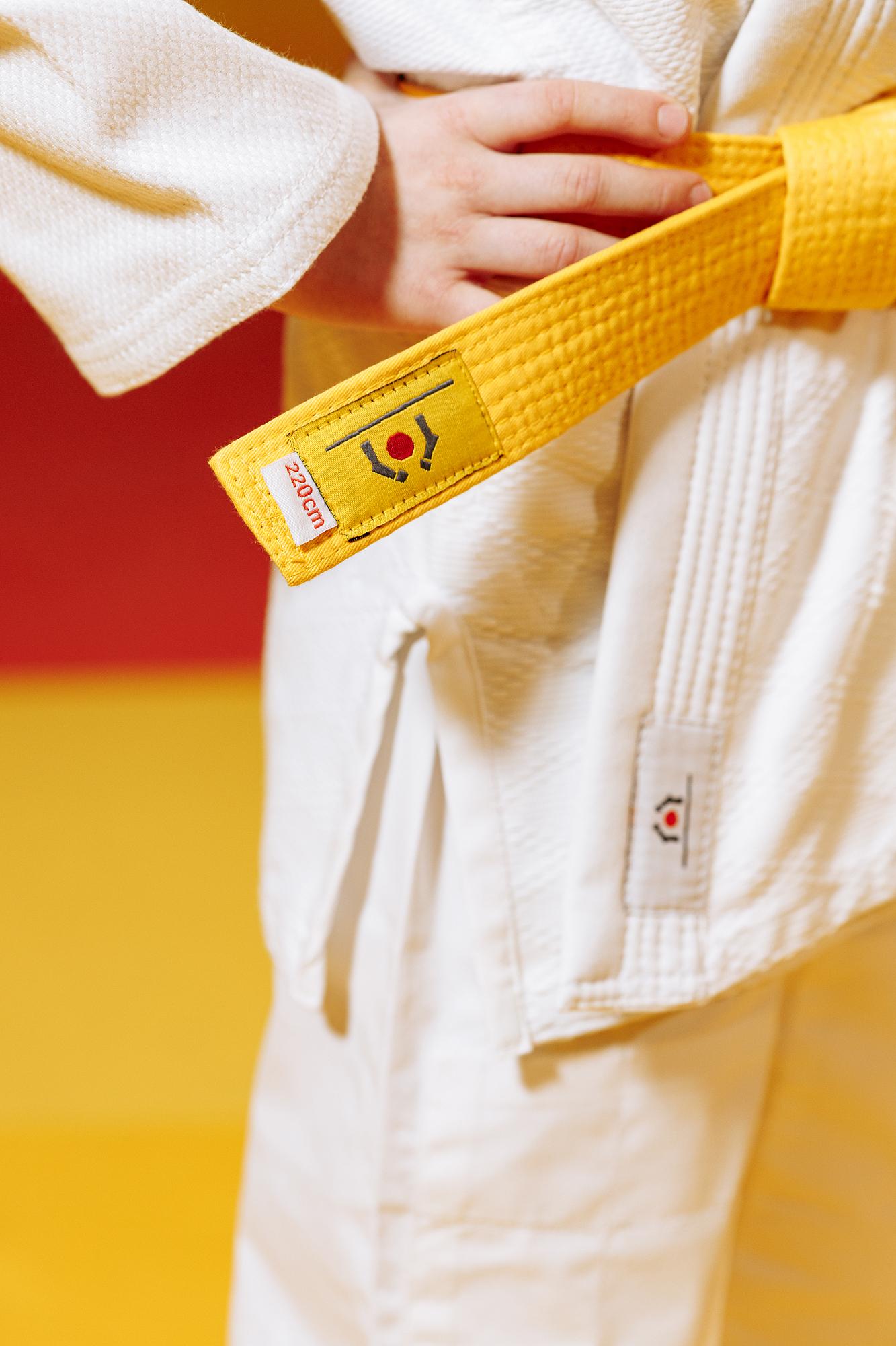 Біле дитяче кімоно для хлопчиків, дзюдо, TM BUDOGI серія BEGINNER, зріст 110 см, щільність 350 гр/м.кв. 4