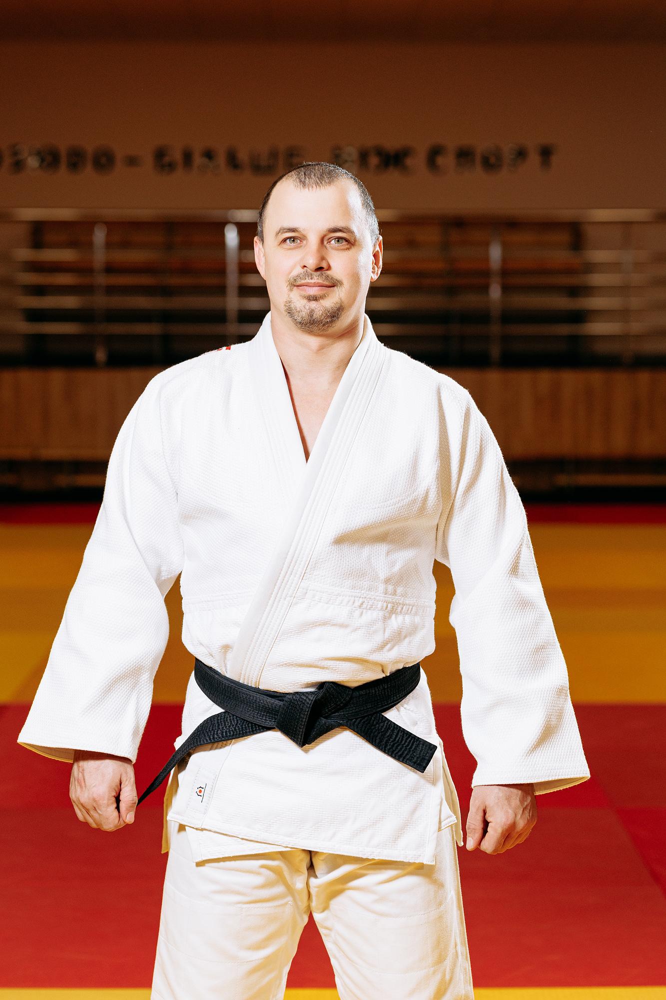 Біле кімоно для хлопців/чоловіків, дзюдо, TM BUDOGI серія PRO, зріст 150 см, щільність 650 гр/м.кв. 2