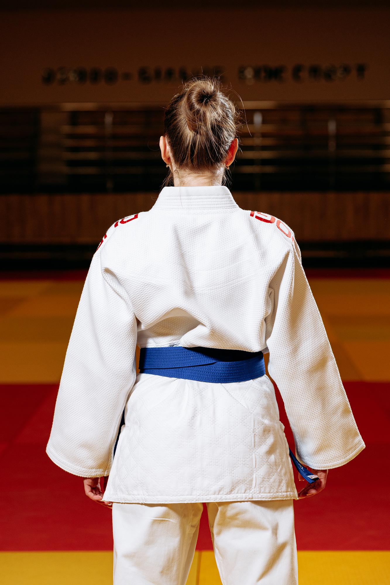 Біле кімоно для дівчат/жінок, дзюдо, TM BUDOGI серія PRO, зріст 150 см, щільність 650 гр/м.кв. 7